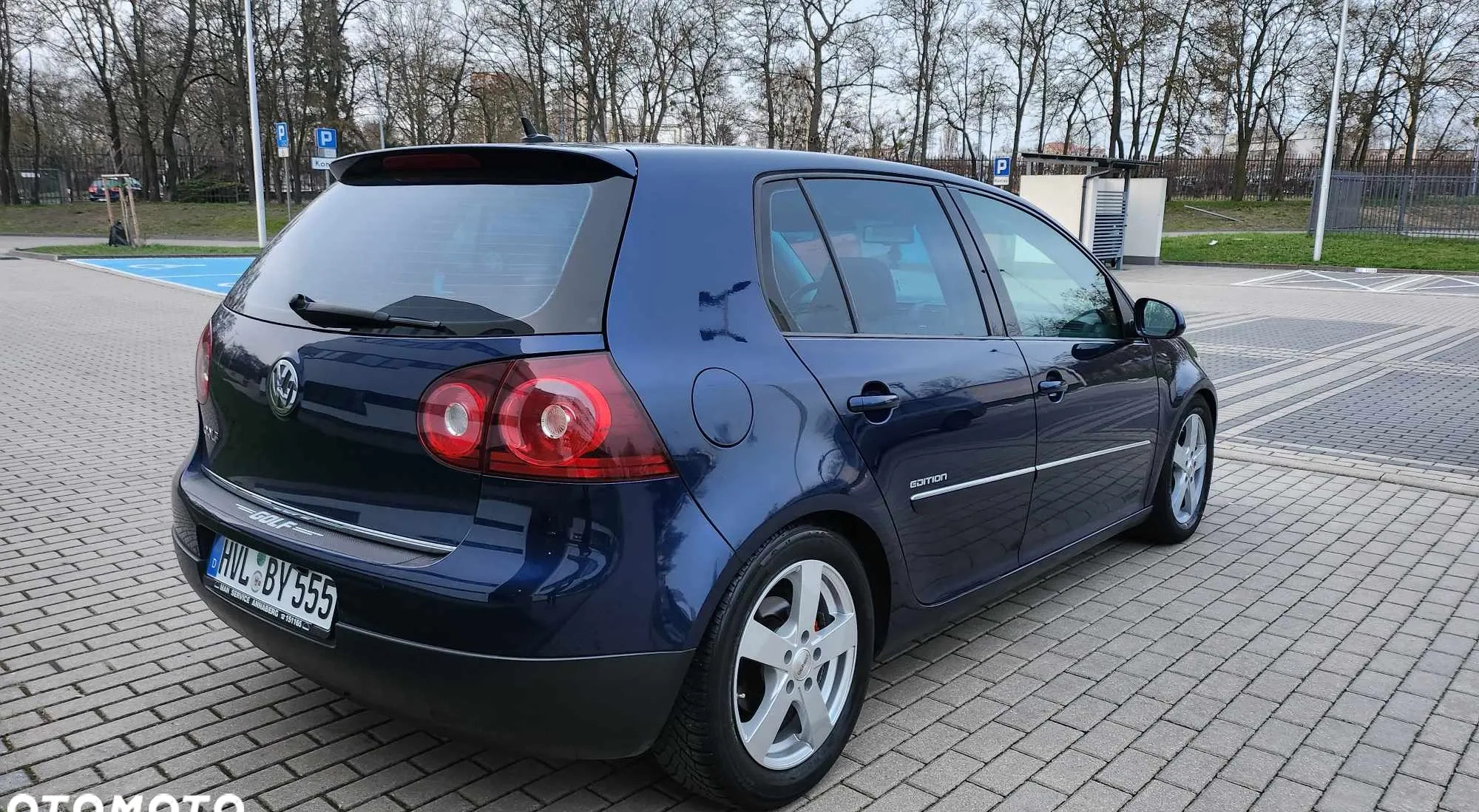 Volkswagen Golf cena 14900 przebieg: 186900, rok produkcji 2008 z Szczecin małe 79